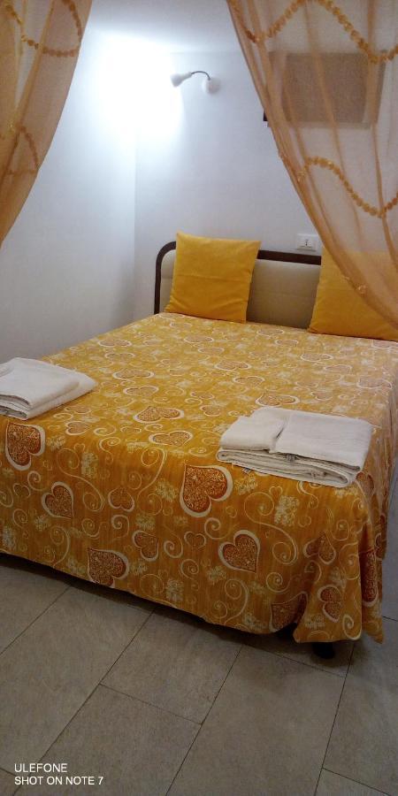 Casa Jenny Apartment Ceglie Messapica Bagian luar foto