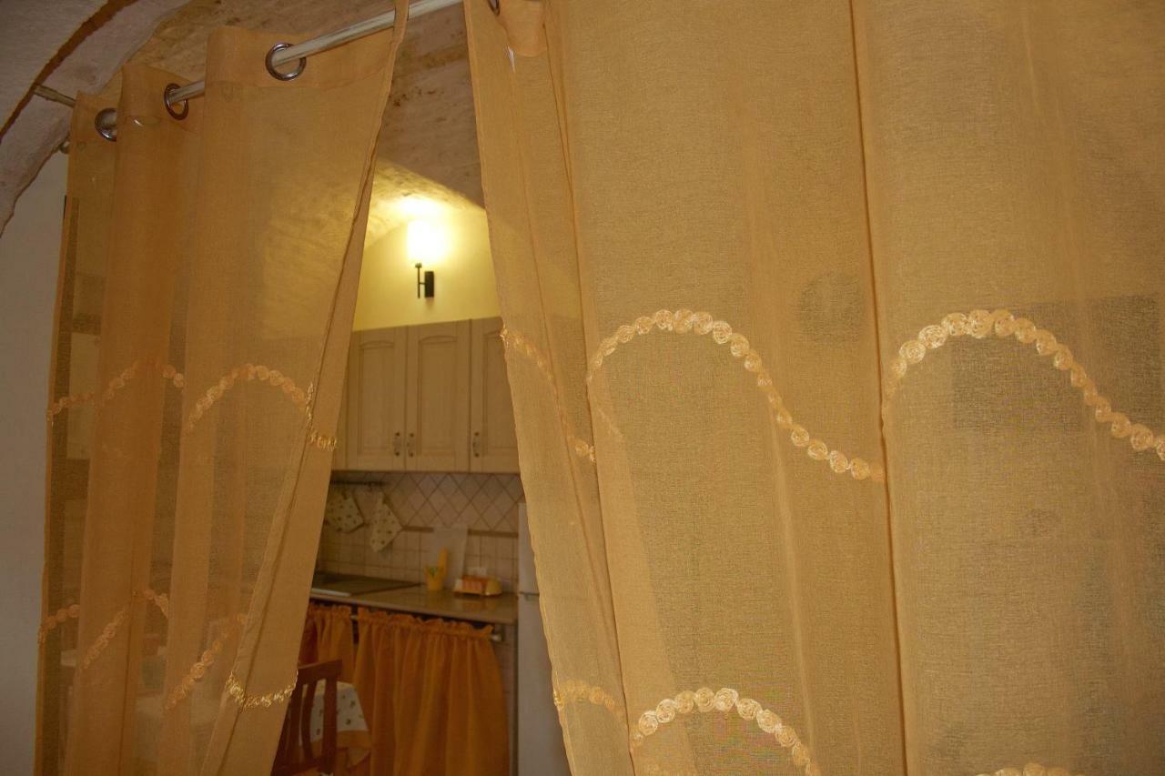 Casa Jenny Apartment Ceglie Messapica Bagian luar foto